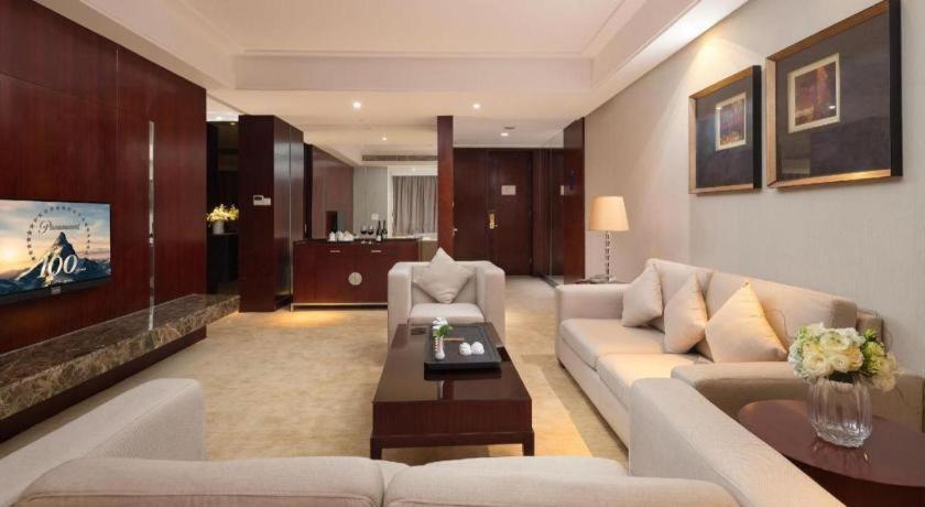 Leisure Hotel Dongguan  Exterior foto