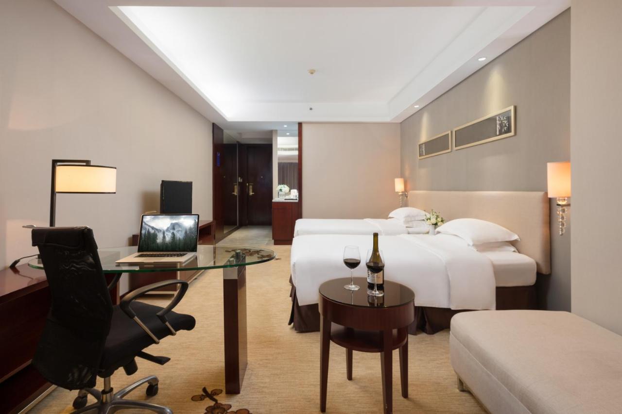 Leisure Hotel Dongguan  Exterior foto
